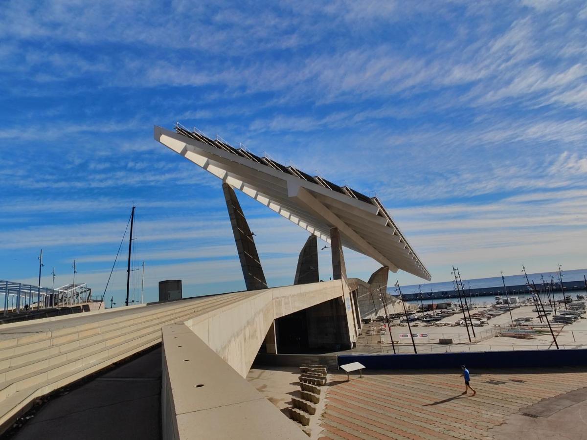 Voyager Ξενοδοχείο Sant Adria de Besos Εξωτερικό φωτογραφία